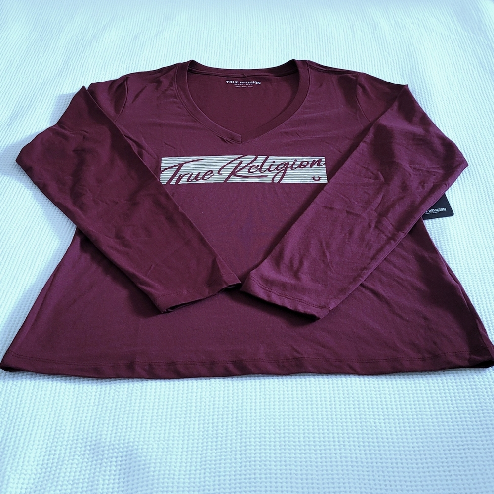 True Religion🙏 Long Sleeve Silver🤍 Foil Graphic Tee - NWT - Picture 10 of 12